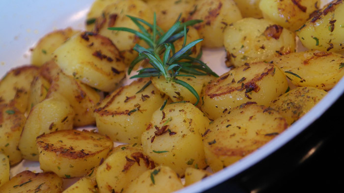 Lemon-y Greek Potatoes